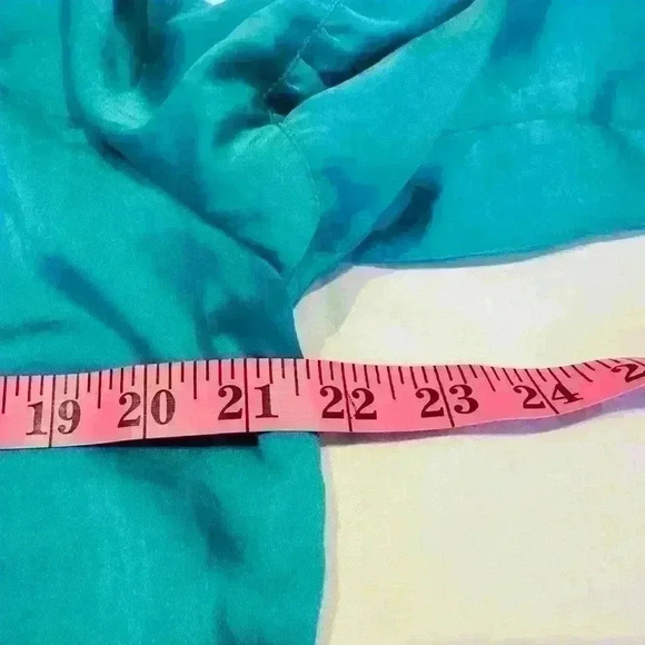 Talbots green blouse size LP. - Picture 6 of 8